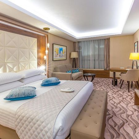 Az Hotels Grand Oran Es Senia Екстер'єр фото