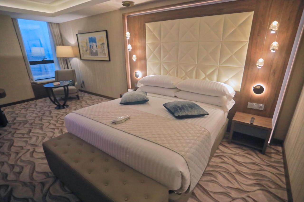 Az Hotels Grand Oran Es Senia Екстер'єр фото