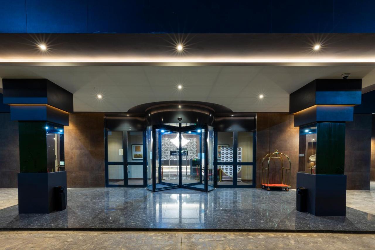 Az Hotels Grand Oran Es Senia Екстер'єр фото