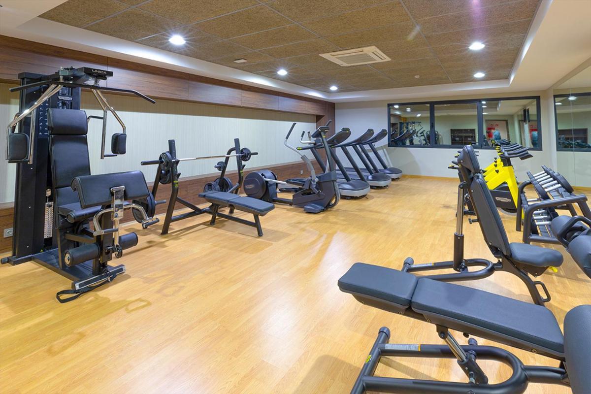 Az Hotels Grand Oran Es Senia Екстер'єр фото