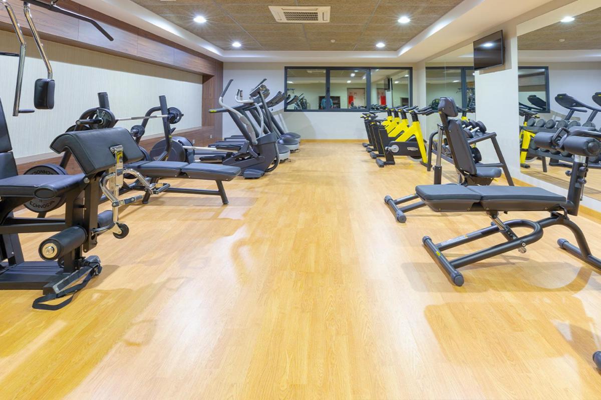 Az Hotels Grand Oran Es Senia Екстер'єр фото